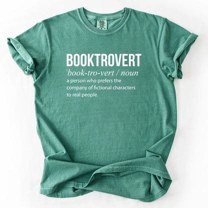 Booktrovert T-Shirt