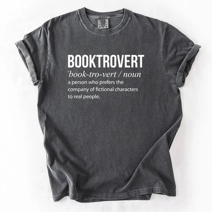 Booktrovert T-Shirt